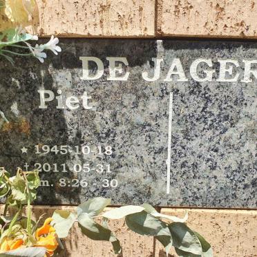 Gauteng, PRETORIA, Centurion, Raslouw NG Gemeente, Gedenkmuur