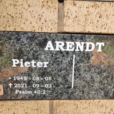 ARENDT Pieter 1945-2021