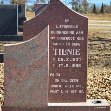 FERREIRA Tienie 1937-1995