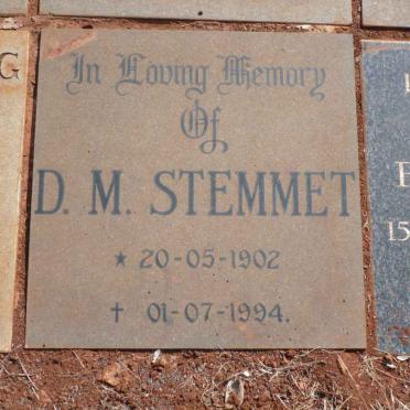 STEMMET D.M. 1902-1994