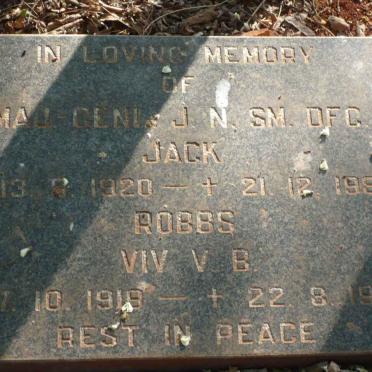 ROBBS J.N. 1920-1981 &amp; V.B. 1919-1956