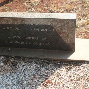 SALBERG Warwick Maurice 1921-2002 &amp; Daphne Mabel SMITH 1921-1992