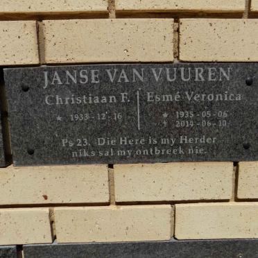VUUREN Christiaan F., Janse van 1933- &amp; Esmé Veronica 1935-2014