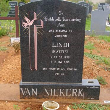 NIEKERK Lindi, van 1975-2010