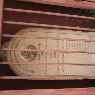 GODDEFROY Marius Joseph 1848-1920 &amp; Anna Antonia HOGERZEIL 1855-1896