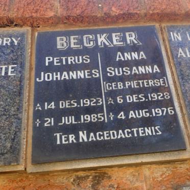 BECKER Petrus Johannes 1923-1985 &amp; Anna Susanna PIETERSE 1928-1976