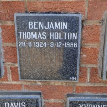 HOLTON Benjamin Thomas 1924-1986