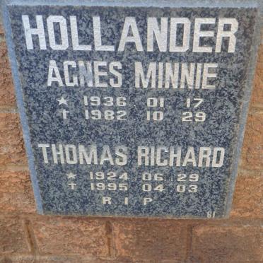 HOLLANDER Thomas Richard 1924-1995 &amp; Agnes Minnie 1936-1982