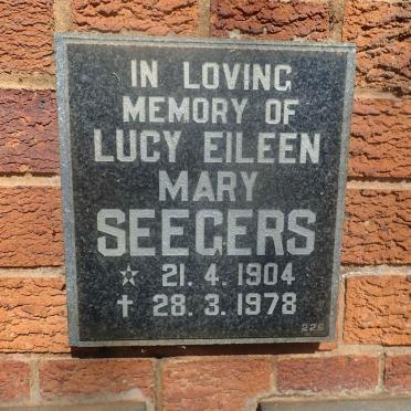 SEEGERS Lucy Eileen Mary 1904-1978