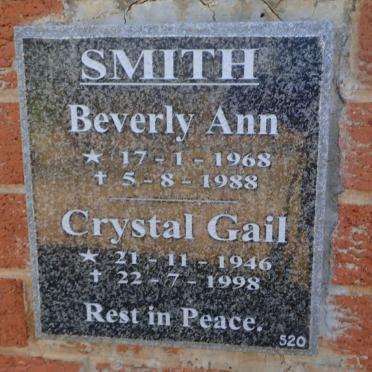 SMITH Crystal Gail 1946-1998 :: SMITH Beverly Ann 1968-1988