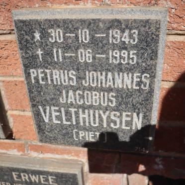VELTHUYSEN Petrus Johannes Jacobus 1943-1995