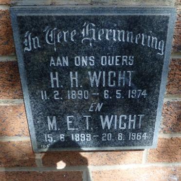 WIGHT H.H. 1890-1974 &amp; M.E.T. 1899-1964