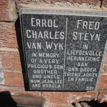 WYK Errol Charles, van :: STEYN Fred