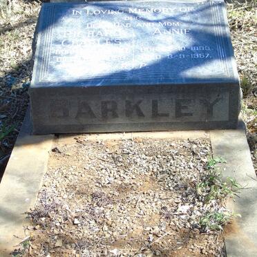 BARKLEY Richard Charles 1888-1953 &amp; Annie 1889-1957 _1