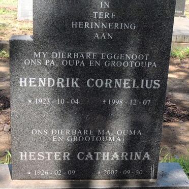 BEZUIDENHOUT Hendrik Cornelius 1923-1998 & Hester Catharina 1926-2002