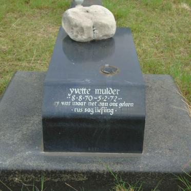 MULDER Yvette 1970-1972