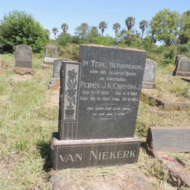 NIEKERK Petrus J.K., van 1899-1940 &amp; Christina J. 1904-1963