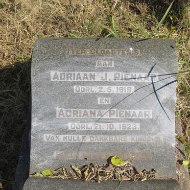 PIENAAR Adriaan J. -1919 & Adriana -1923