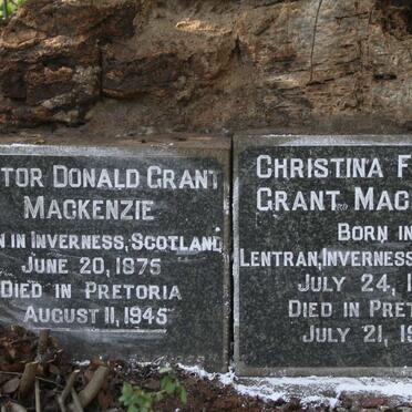 MACKENZIE Christina Fraser Grant 1873-1955 :: MACKENZIE Hector Donald Grant 1875-1945
