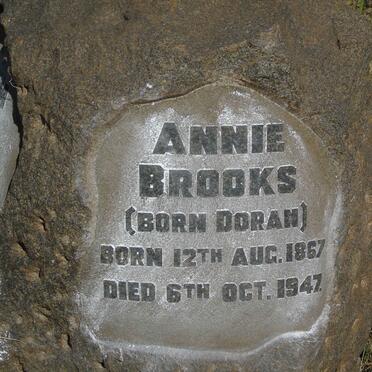 BROOKS William Thomas 1868-1952 & Annie DORAN 1867-1947