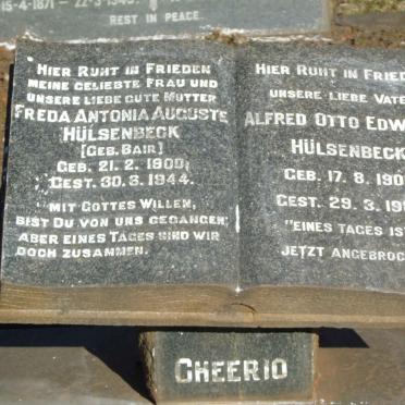 HULSENBECK Alfred Otto Edward 1900-1985 &amp; Freda Antonia Auguste BAIR 1900-1944