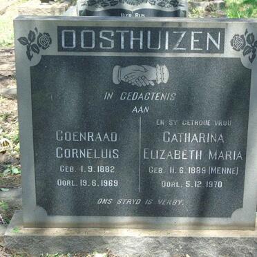 OOSTHUIZEN Coenraad Corneluis 1882-1969 & Catharina Elizabeth Maria MENNE 1889-1970
