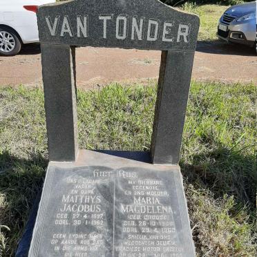 TONDER Matthys Jacobus, van 1897-1962 &amp; Maria Magdalena CROUSE 1906-1960