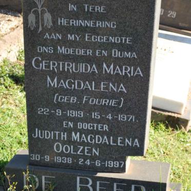 BEER Gertruida Maria Magdalena, de nee FOURIE 1919-1971 :: OOLZEN Judith Magdalena nee DE BEER 1938-1997
