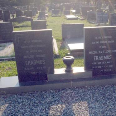 ERASMUS Baltazar Johannes 1919-1971 &amp; Magdalena Elizabetha VAN DER WALT 1919-1990