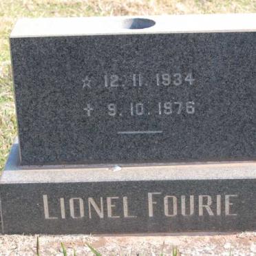 FOURIE Lionel 1934-1976