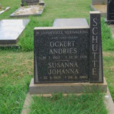 SCHUTTE Ockert Andries 1903-1978 &amp; Susanna Johanna 1909-1980