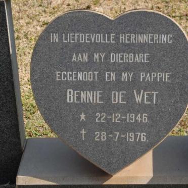 WET Bennie, de 1946-1976