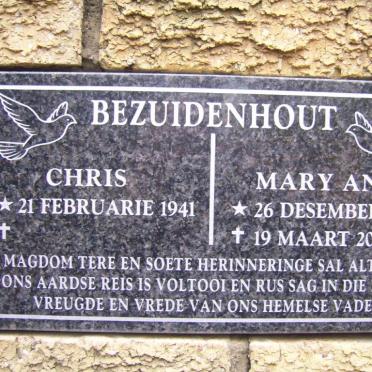 BEZUIDENHOUT Chris 1941- &amp; Mary Ann 1942-2017