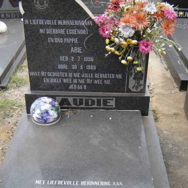 AUDIE Abie 1930-1969 &amp; Cherry Naomy 1933-2007
