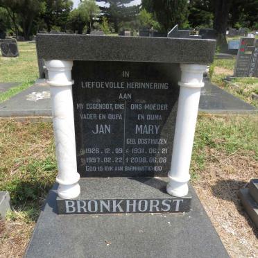 BRONKHORST Jan 1926-1997 & Mary OOSTHUIZEN 1931-2008 :: BRONKHORST Hendrik Abraham 1953-2016_1