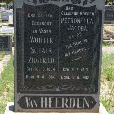 HEERDEN Wouter Schalk Ziegfried, van 1894-1966 &amp; Petronella Jacoba 1913-1992