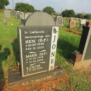 JONES B.P. 1934-2020 & M.P. 1938-2008 :: JONES Louis 1972-