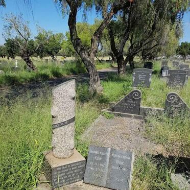 KUHN Johannes Albertus 1942-1974 & Martha Louwisa 1945-