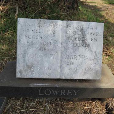 LOWREY George W. 1917-1981 & Martha J. PRETORIUS 1923-  