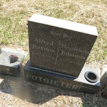 POTGIETER Alfred Jeremia 1932- & Magdelena Johanna 1931- 