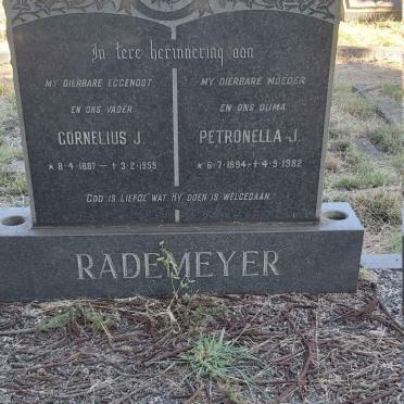 RADEMEYER Cornelius J. 1887-1959 &amp; Petronella J. 1894-1982