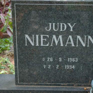 NIEMANN Judy 1963-1994