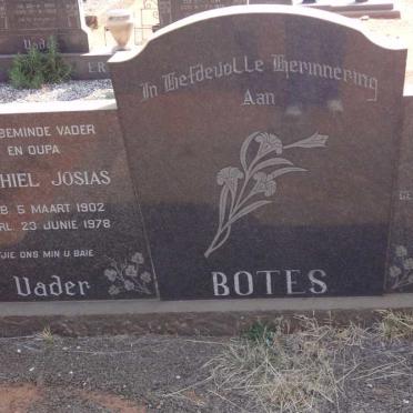 BOTES Michiel Josias 1902-1978 &amp; Susanna Maria J. v. RENSBURG 1904-1962