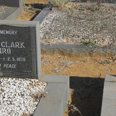 MUNRO Hendry Clark 1904-1978 &amp; Mary Elizabeth Mons 1916-1987