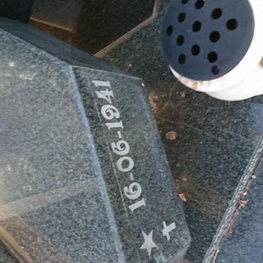 HEEVER Johan, v.d. 1941- &amp; Lenie 1944-2005