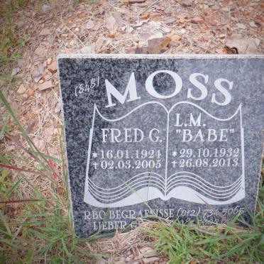MOSS Fred G. 1924-2005 &amp; L.M. 1932-2013