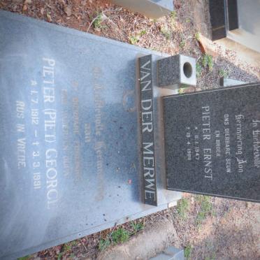 MERWE Pieter George, van der 1912-1991 :: VAN DER MERWE Pieter Ernst 1947-1988