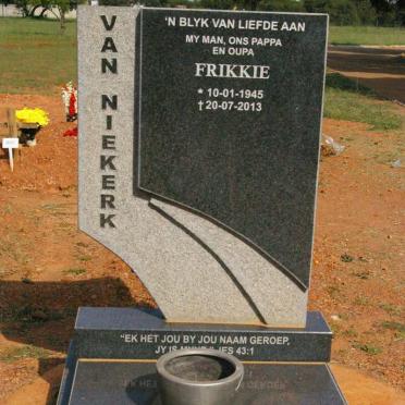 NIEKERK Frikkie, van 1945-2013