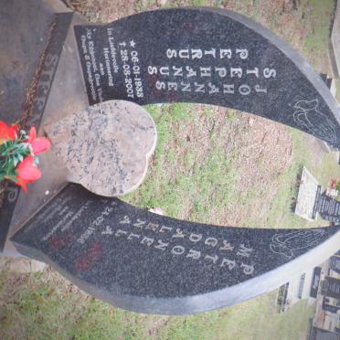 STEENKAMP Petrus Stephanus Johannes 1933-2007 &amp; Magdalena Petronella 1936-