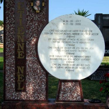 NEL Etienne 1977-2000